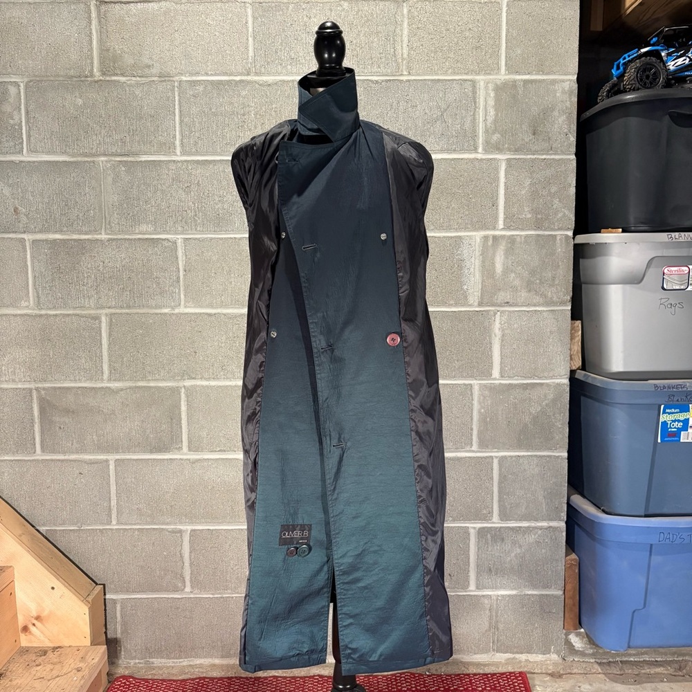 Oliver B trench coat. - Picture 11 of 13